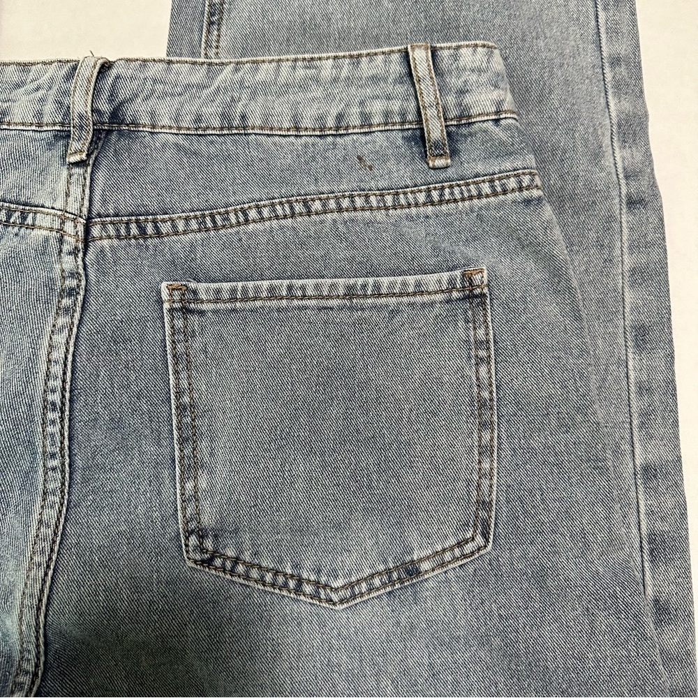 SHEIN Ripped Wide Leg Jeans - Picture 12 of 12